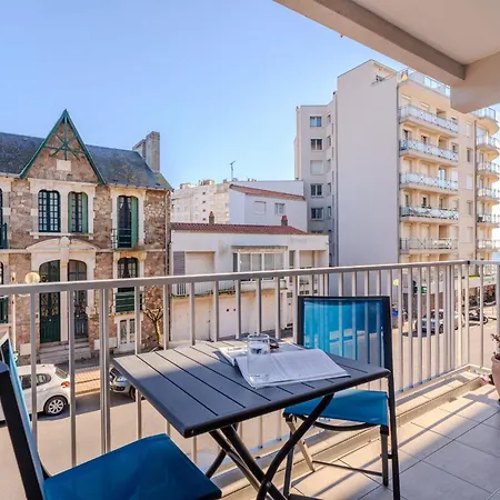 Moderne & Confort Acces Et Commerces Apartment