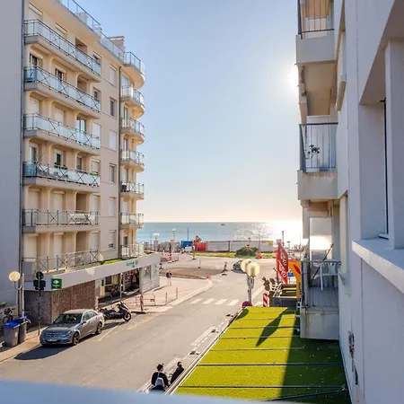 Moderne & Confort Acces Et Commerces 아파트