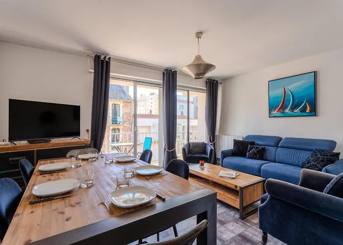 Moderne & Confort Acces Et Commerces *